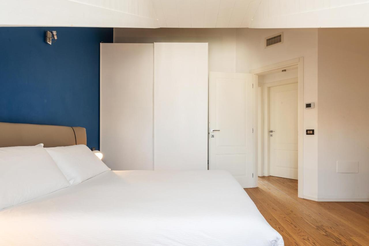 Easyhomes - Brera Luxury Apartamento *